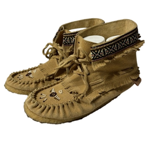 Laurentian Chief Shoes - Laurentian Chief Suede Beaded Ankle Mocassins Lady Women Size 8